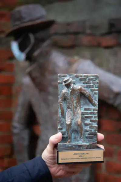 Mini skulptūra „Seklys"